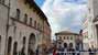 Piazza del Comune, Asis, Italia (photoonline.es)