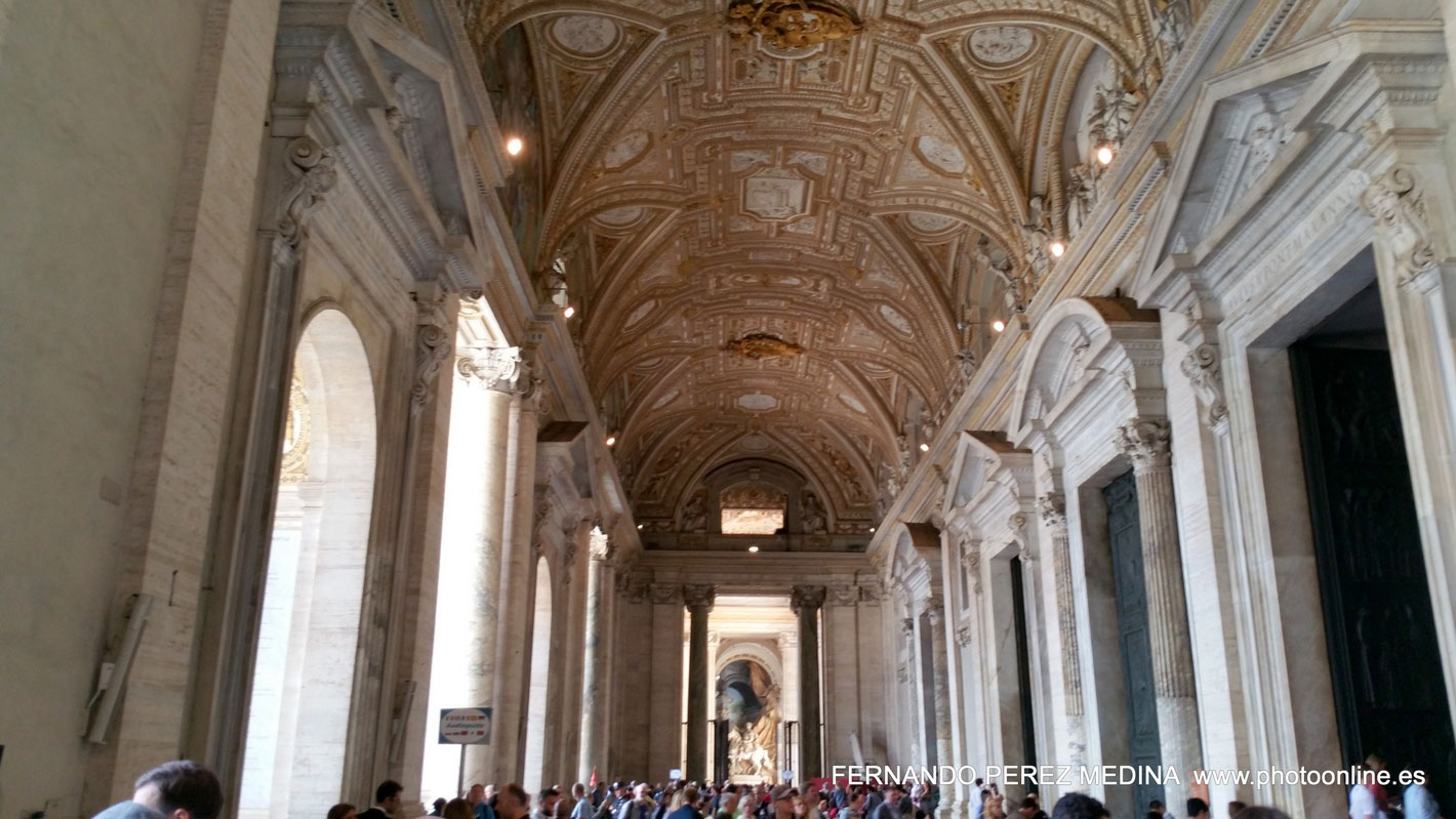 Basilica di San Pietro, Ciudad del Vaticano  (Photo - Date: 19-10-2015   /  Time: 13:01:42)