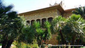 Plaza de la Ermita, Roda de Bará, Tarragona, España