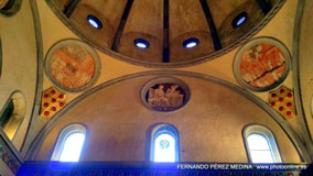 Basilica di San Lorenzo, Piazza di San Lorenzo, Florencia, Italia
