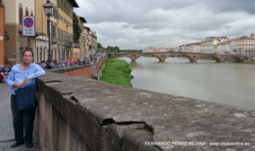 Ponte Santa Trinita, Florencia, Italia