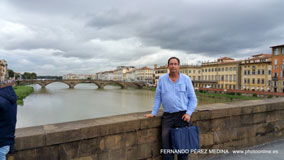 Ponte Santa Trinita, Florencia, Italia