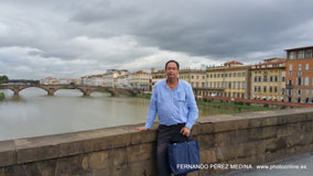 Ponte Santa Trinita, Florencia, Italia