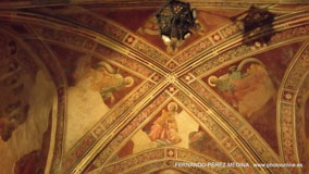 Chiesa di Santa Trinita, Piazza di Santa Trinita, Florencia, Italia