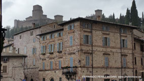 Piazza San Rufino, Asis, Italia