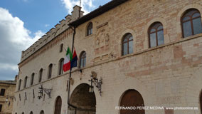 Piazza del Comune, Asis, Italia