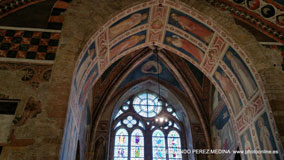 Basilica di San Francesco d'Assisi, Asis, Italia