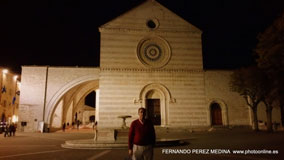 Basilica di Santa Chiara, Asis, Italia