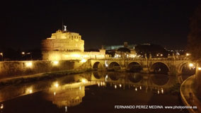 Ponte Vittorio Emanuele II, 00186 Roma, Italia
