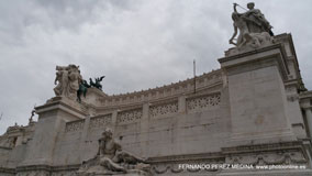 Monumento a Víctor Manuel II, Roma, Italia