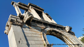 Arch of Hadrian Leoforos Vasilissis Amalias, Athina 105 57, Grecia
