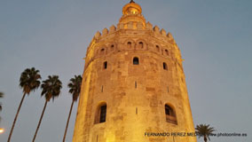 Torre del Oro, Paseo de Cristóbal Colón, Sevilla, España