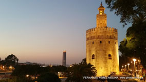Torre del Oro, Paseo de Cristóbal Colón, Sevilla, España