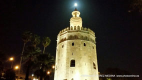 Torre del Oro, Paseo de Cristóbal Colón, Sevilla, España