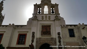 Puerta del Perdón y el Patio de los Naranjos, Sevilla, España